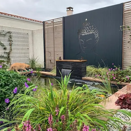 Ganesh Avec Terrasse Privee Willa